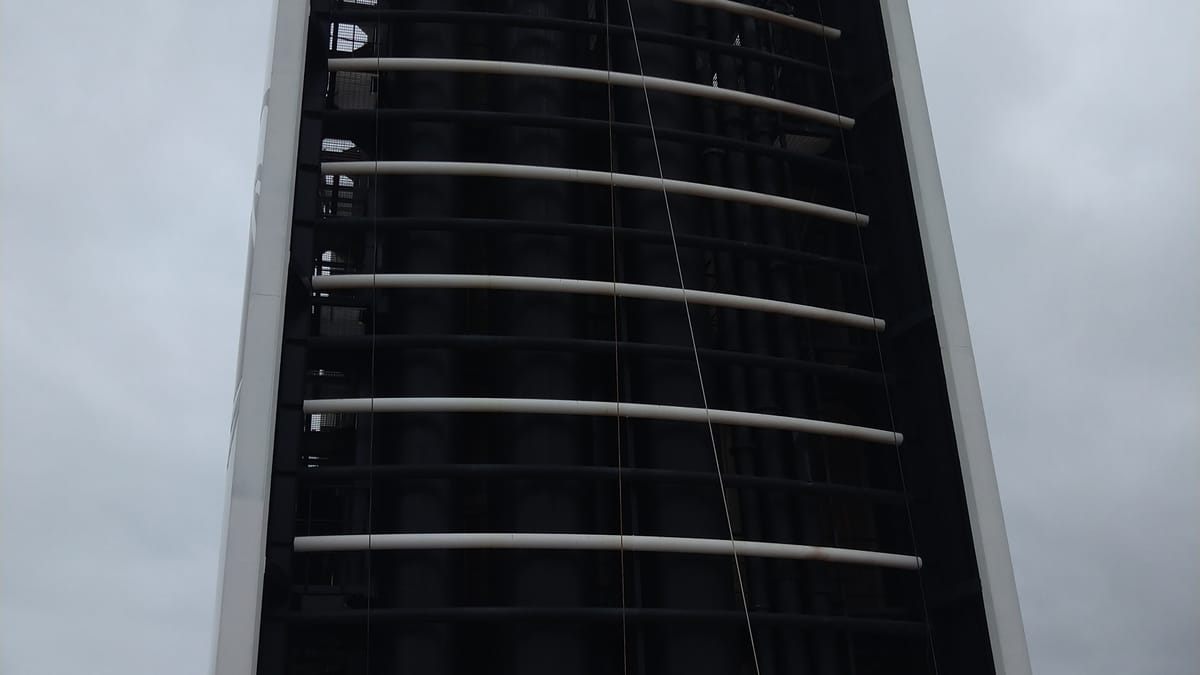 Nieuw Statendam — exterior funnel detail.