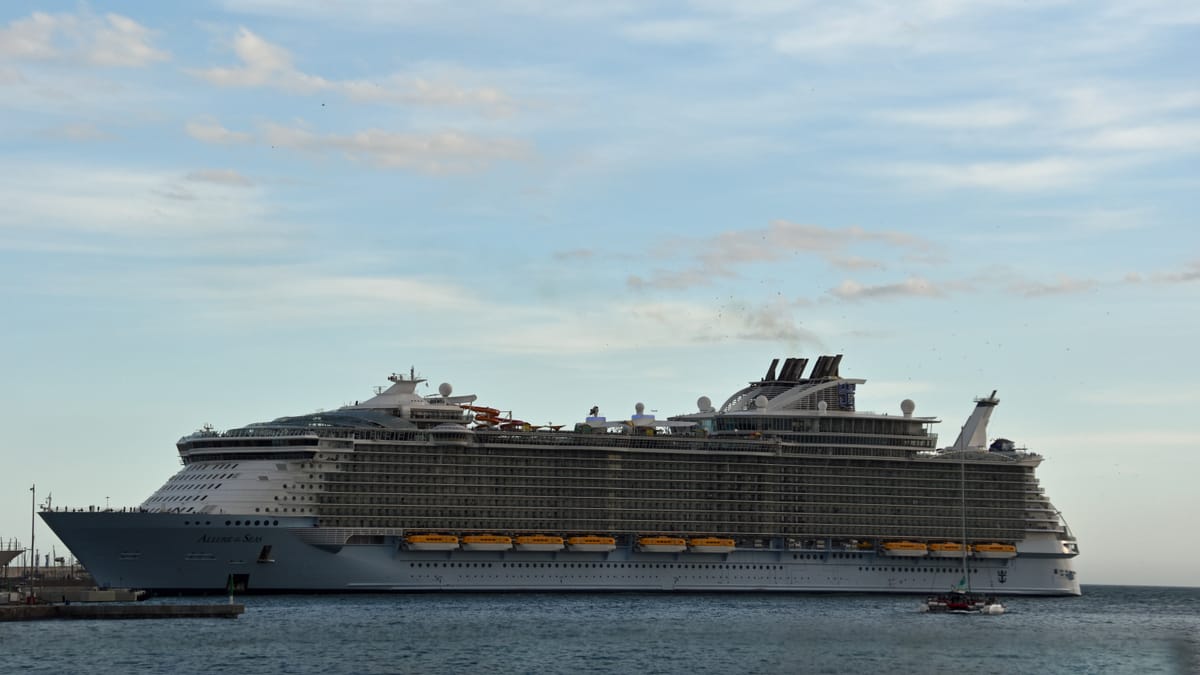 Allure of the Seas — illustrative of the Royal Caribbean Oasis-class profile.